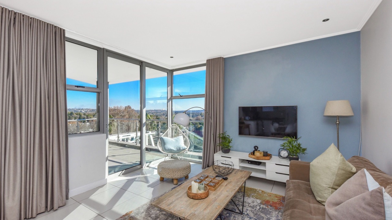 Photo of Livingroom in Greater Johannesburg Metropolitan Area