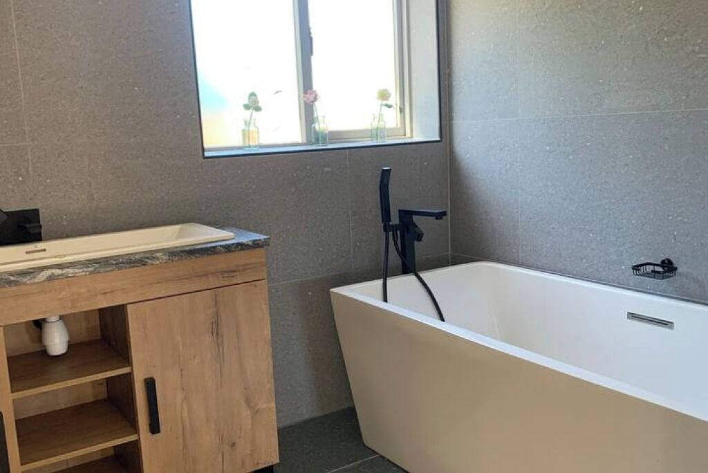 Photo of Bathroom in Glentana