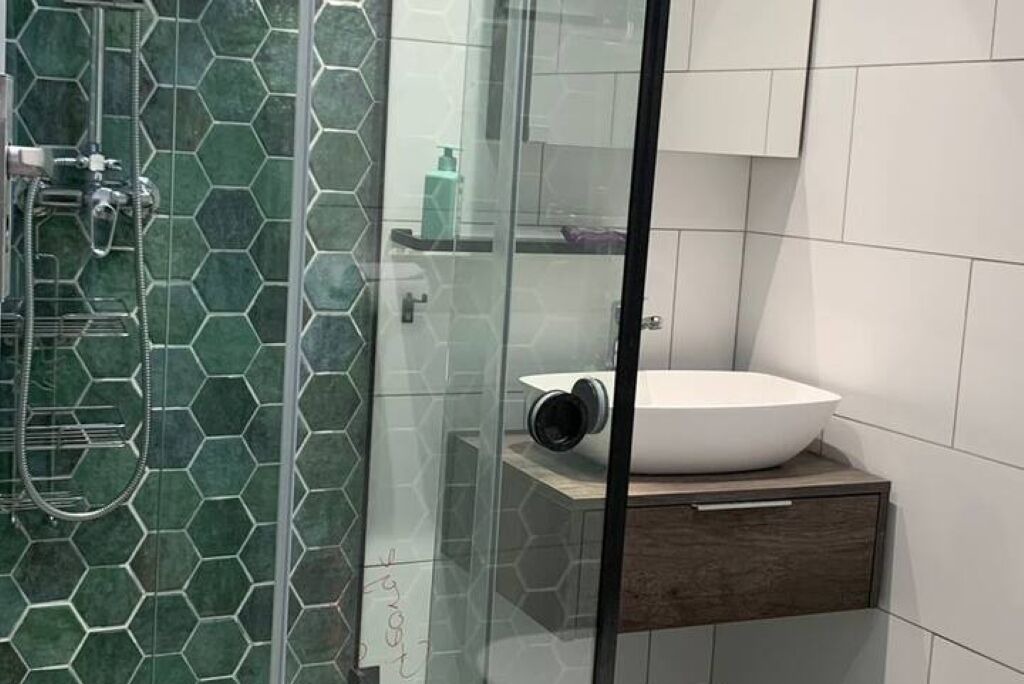 Photo of Bathroom in Glentana