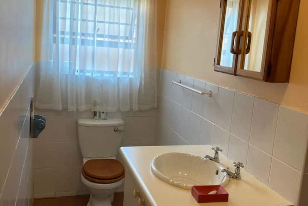 Photo of Bathroom in Glentana