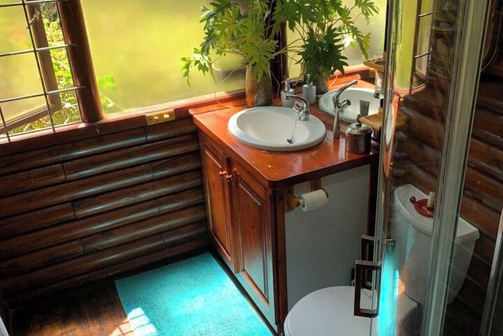 Photo of Bathroom in Glentana