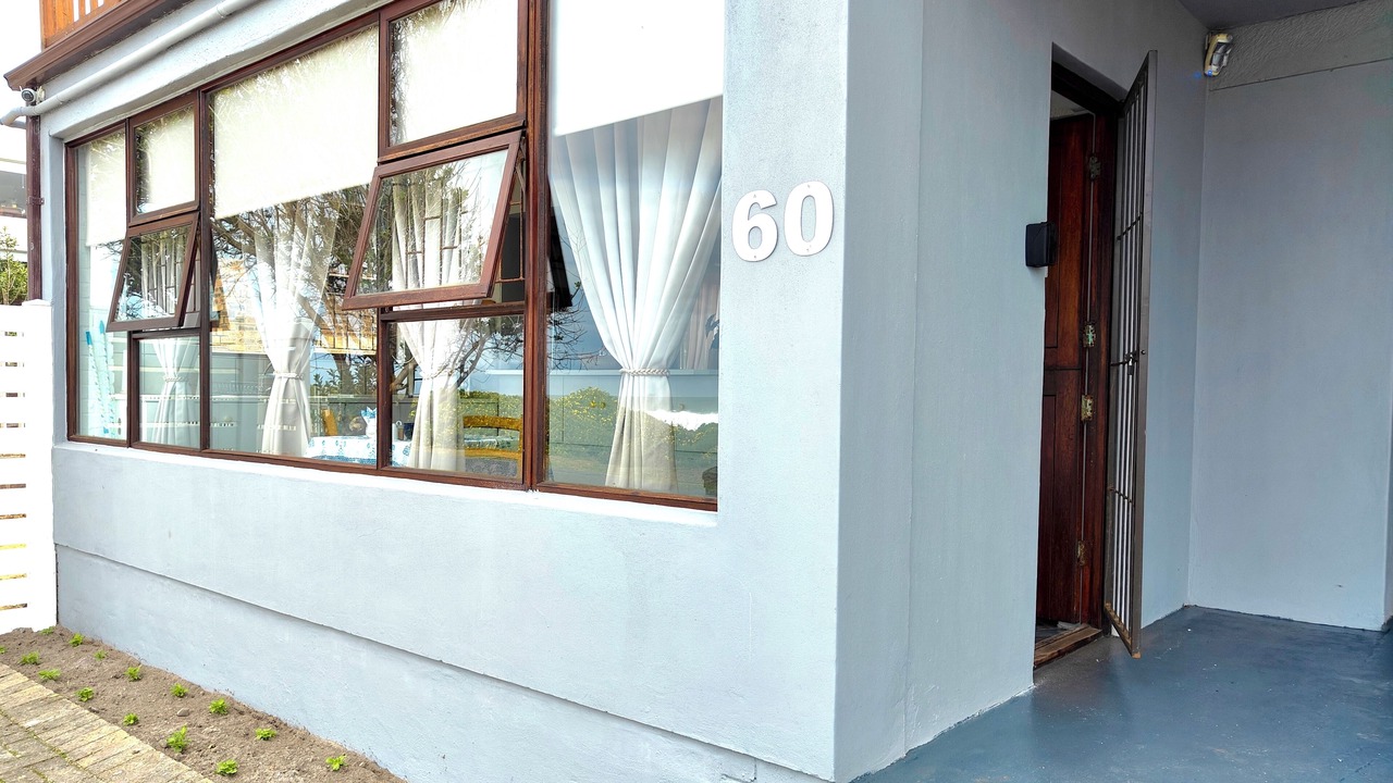 Photo of Outdoor in Sandbaai