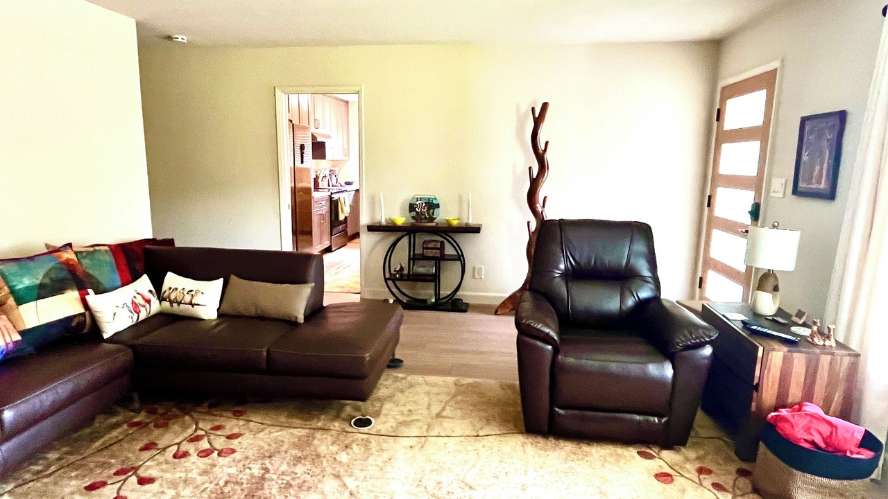 Photo of Livingroom in Montara