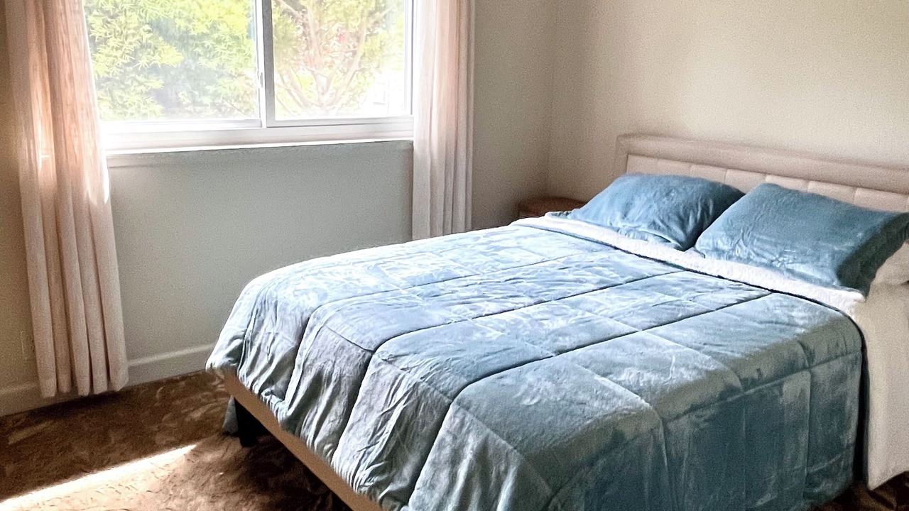 Photo of Bedroom in Montara