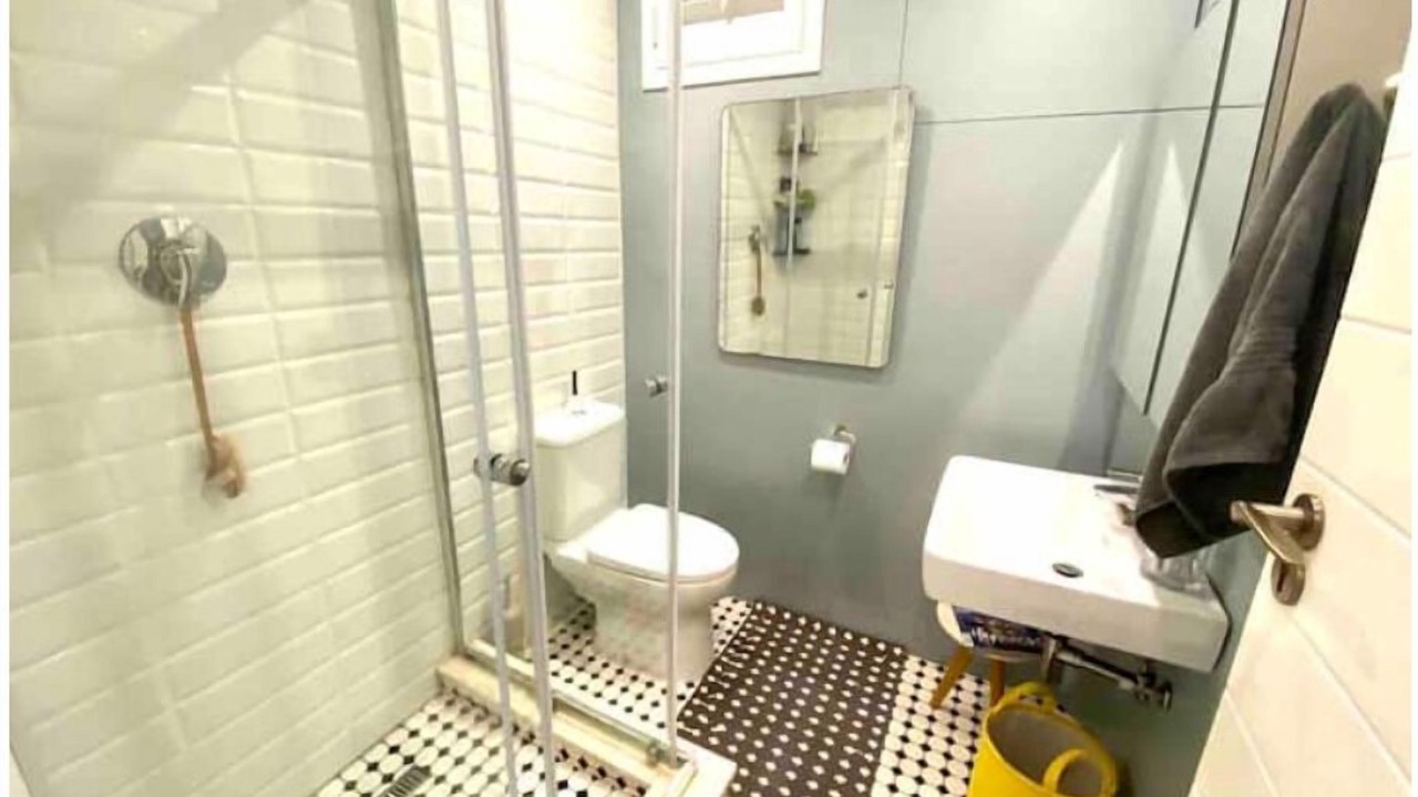Photo of Bathroom in Selection Beach