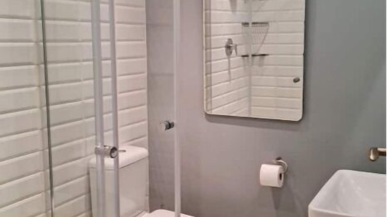 Photo of Bathroom in Selection Beach