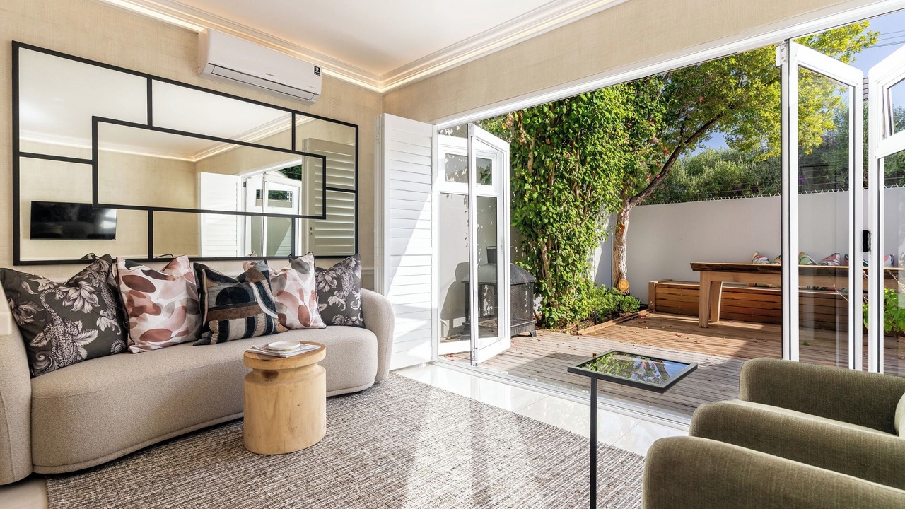 Photo of Livingroom in Flora Park