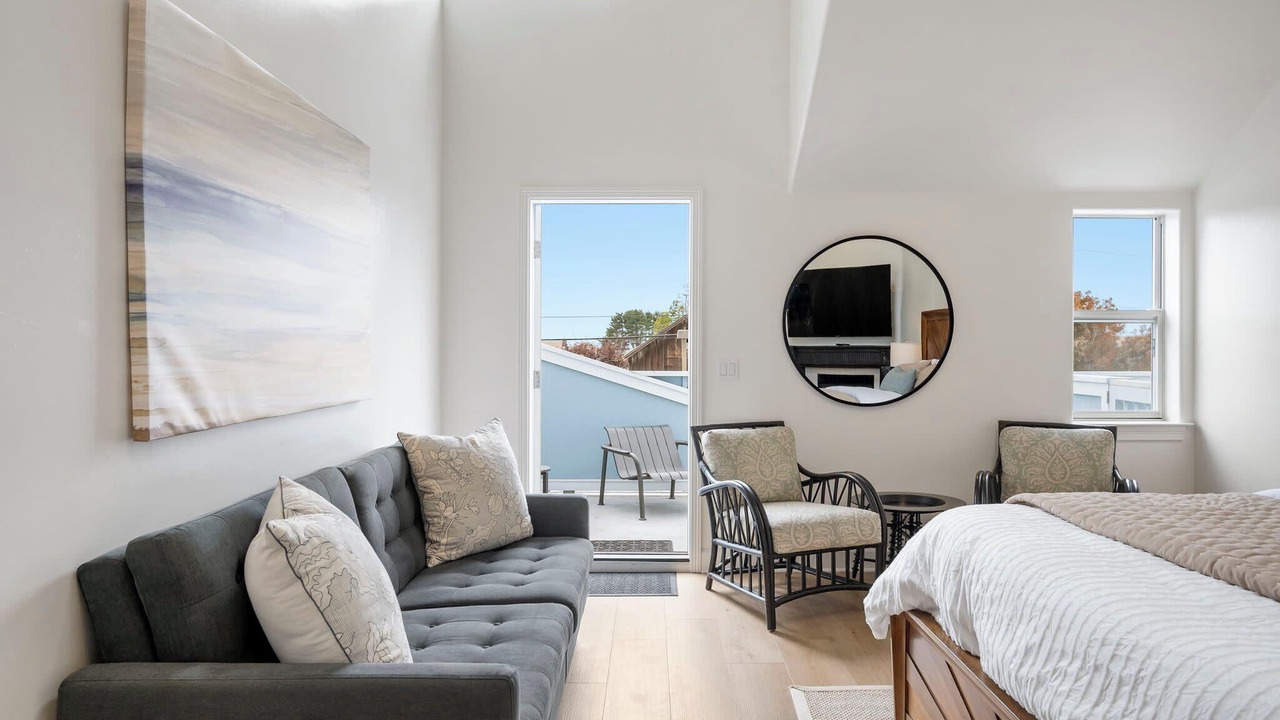 Photo of Bedroom in Half Moon Bay