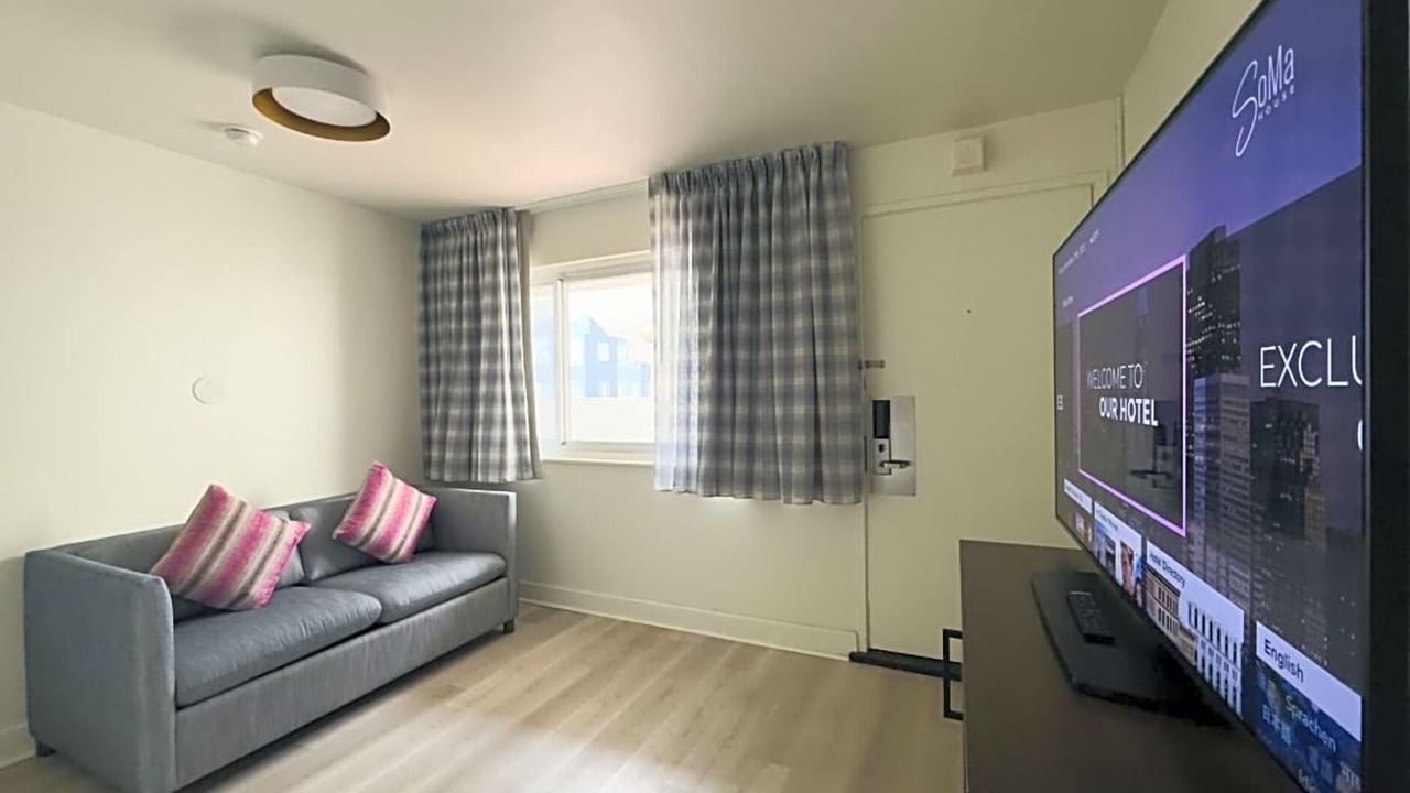 Photo of Livingroom in Downtown San Francisco