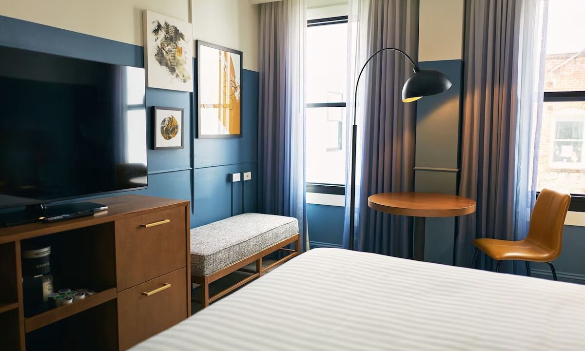 Photo of Bedroom in Theater District