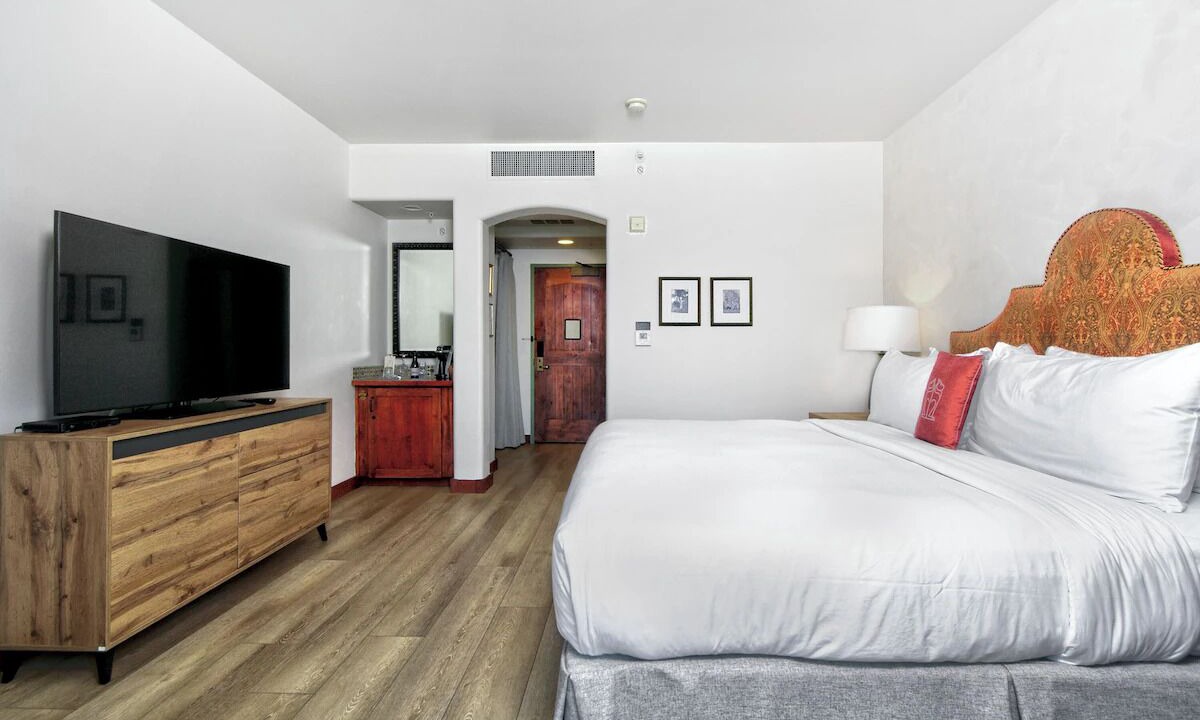 Photo of Bedroom in Los Gatos