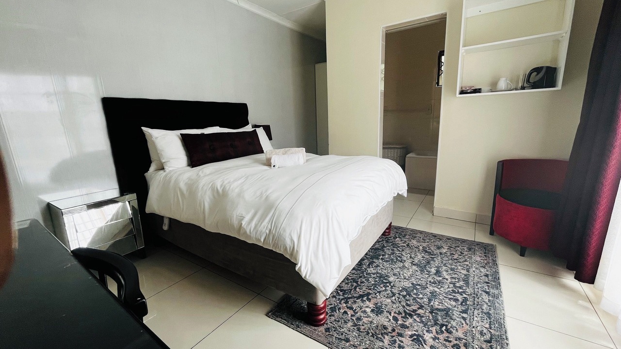 Photo of Bedroom in Selborne