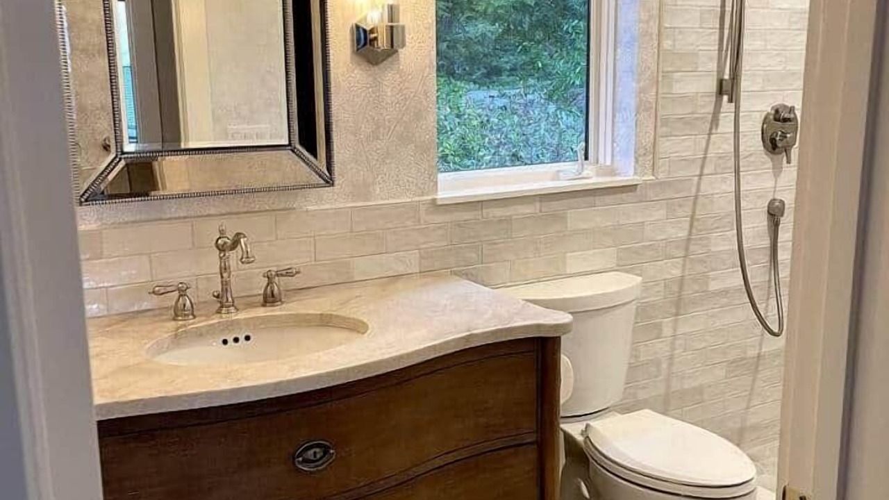 Photo of Bathroom in Freestone