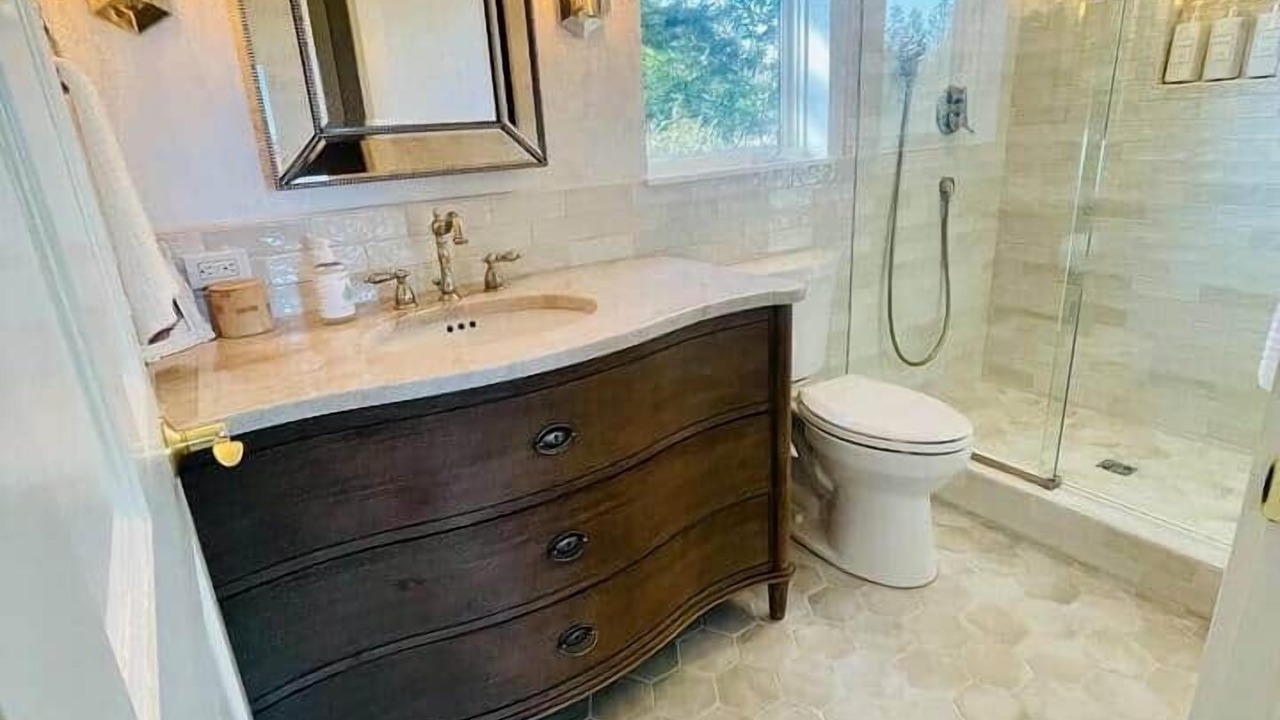 Photo of Bathroom in Freestone
