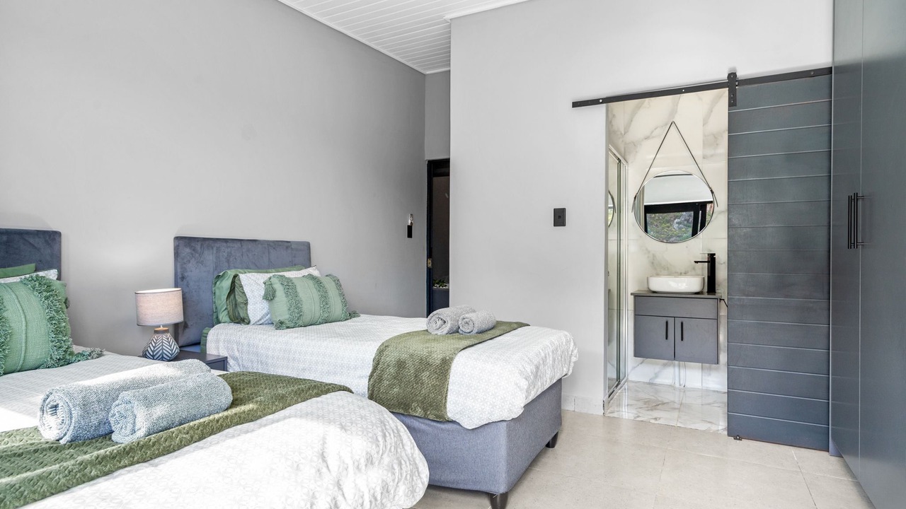 Photo of Bedroom in Rooiels