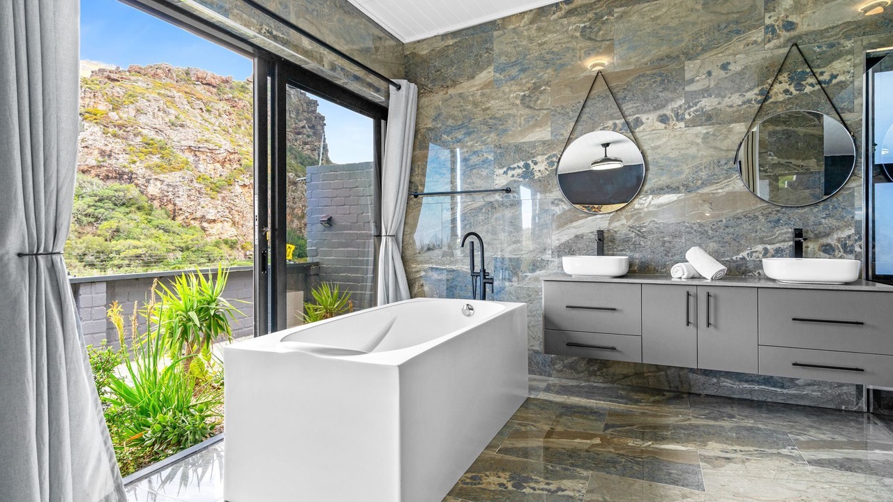 Photo of Bathroom in Rooiels