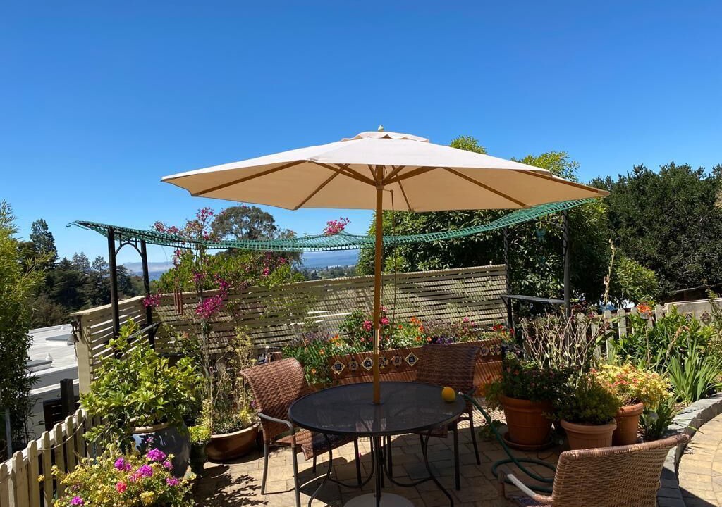 Photo of Outdoor in Upper Rockridge