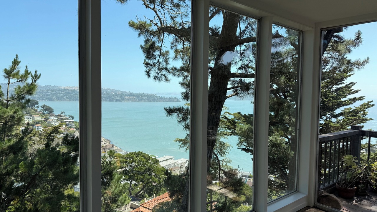 Photo of Bedroom in Sausalito