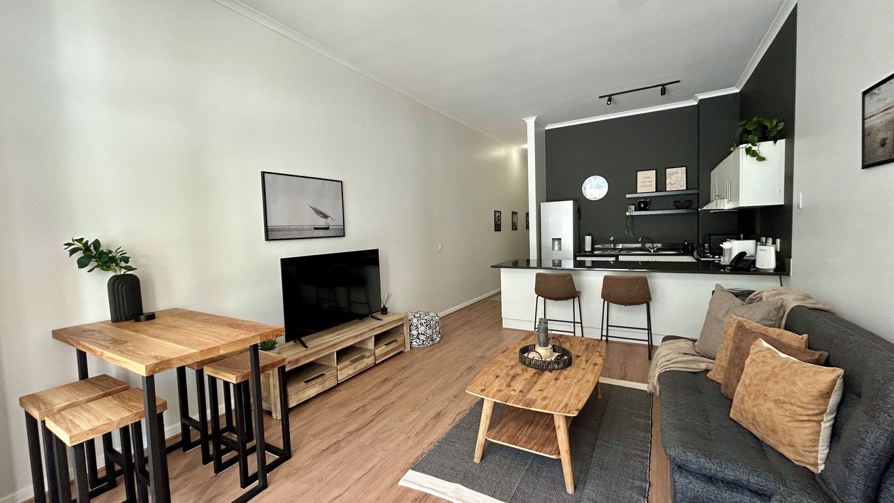Photo of Livingroom in Muizenberg