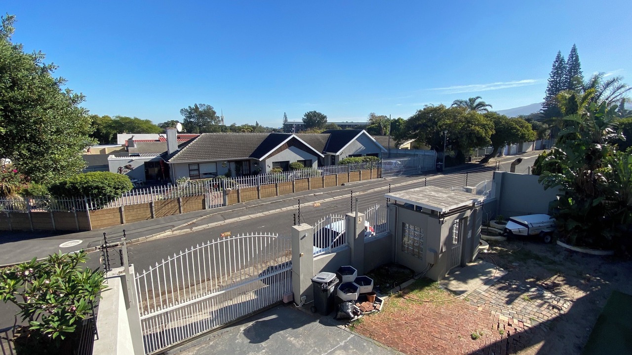 Photo of Others in Parow North