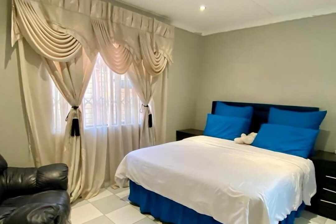 Photo of Bedroom in Greater Johannesburg Metropolitan Area