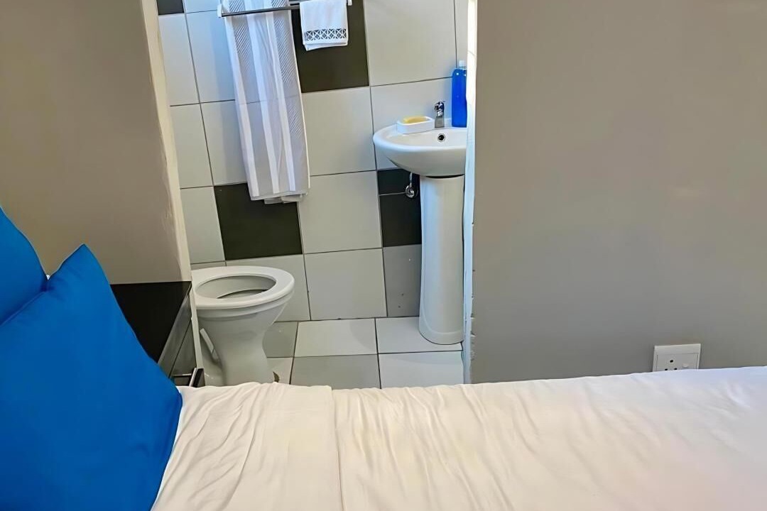 Photo of Bathroom in Greater Johannesburg Metropolitan Area