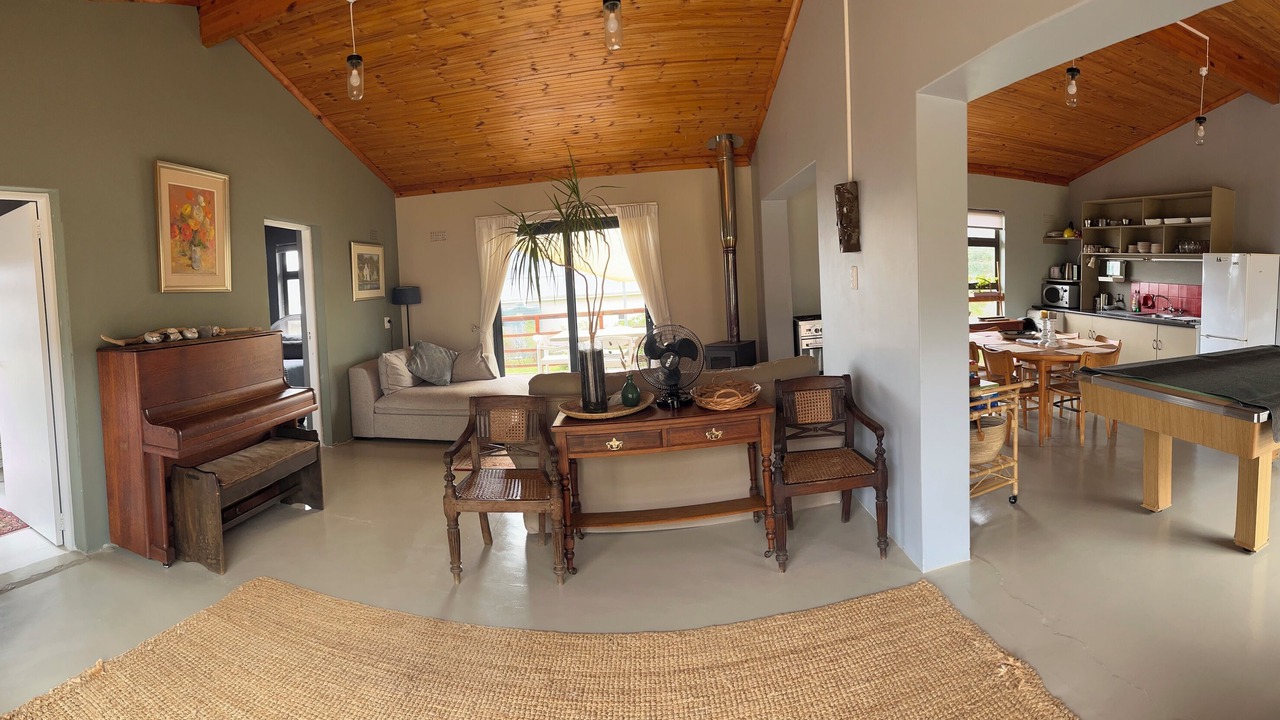 Photo of Livingroom in Pringle Bay