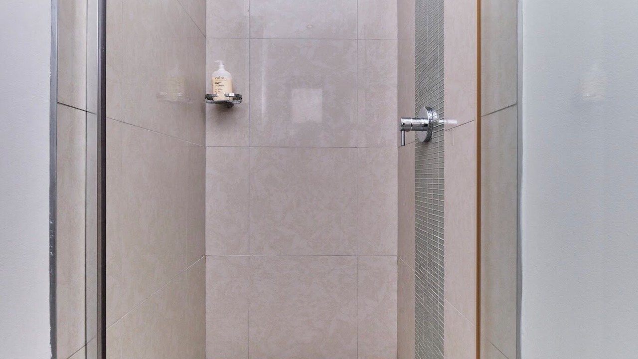 Photo of Bathroom in Sandown