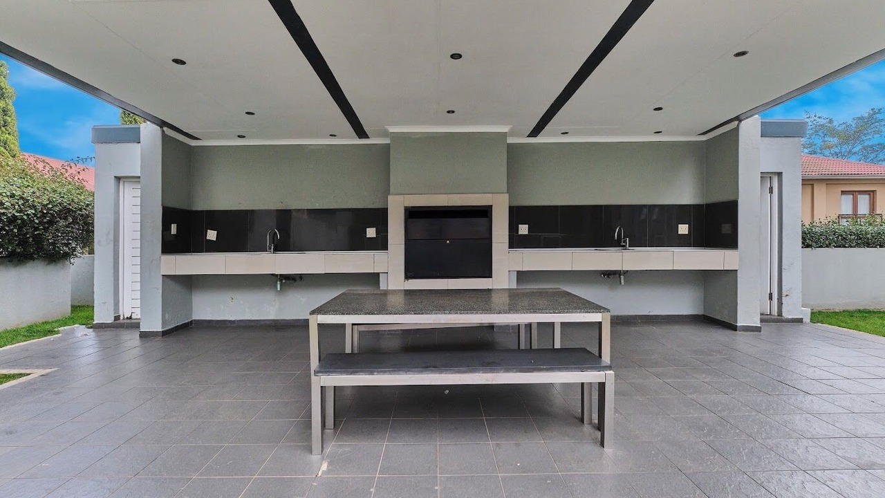 Photo of Patio Balcony in Sandown