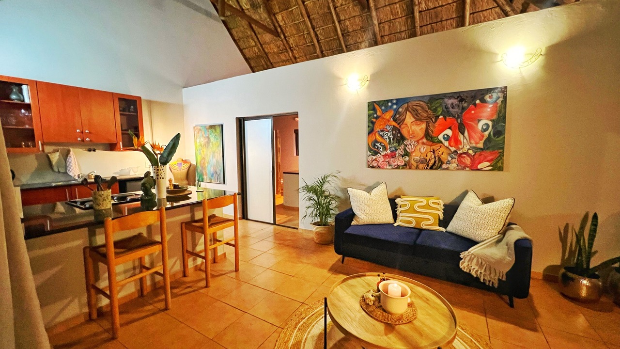 Photo of Livingroom in Greater Johannesburg Metropolitan Area