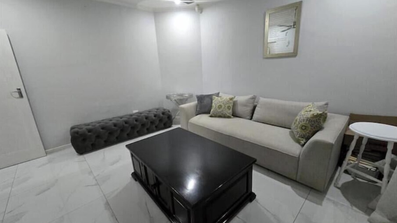 Photo of Livingroom in Constantia Kloof