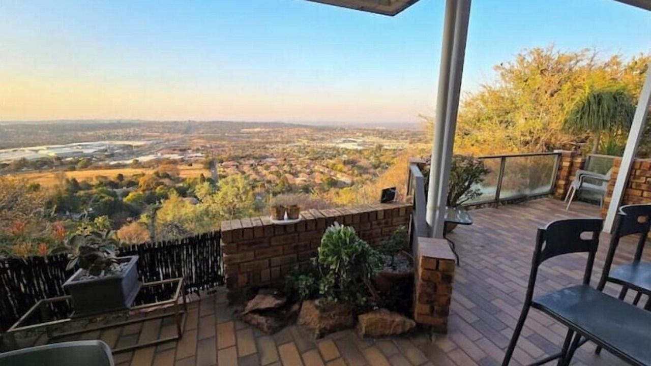 Photo of Patio Balcony in Constantia Kloof