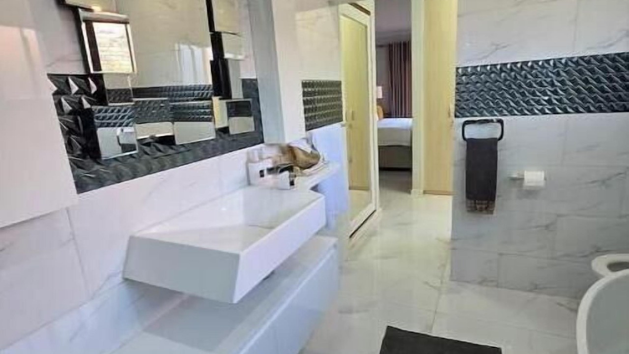 Photo of Bathroom in Constantia Kloof