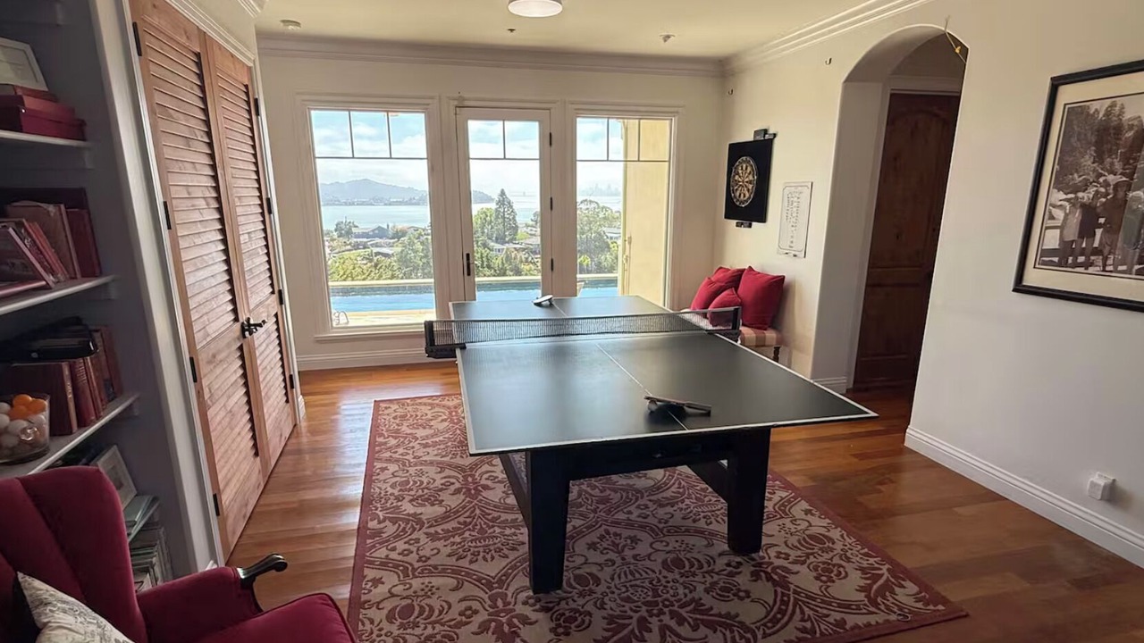 Photo of Bedroom in Strawberry
