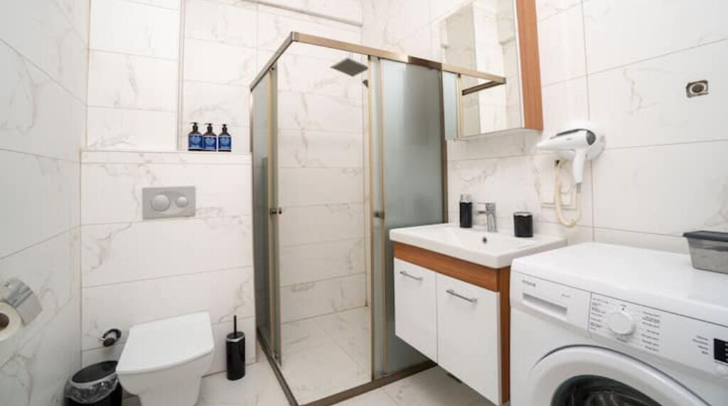 Photo of Bathroom in Karaburun