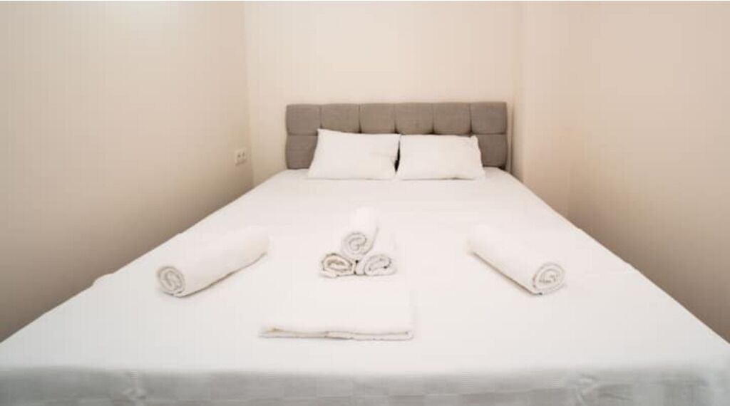 Photo of Bedroom in Karaburun