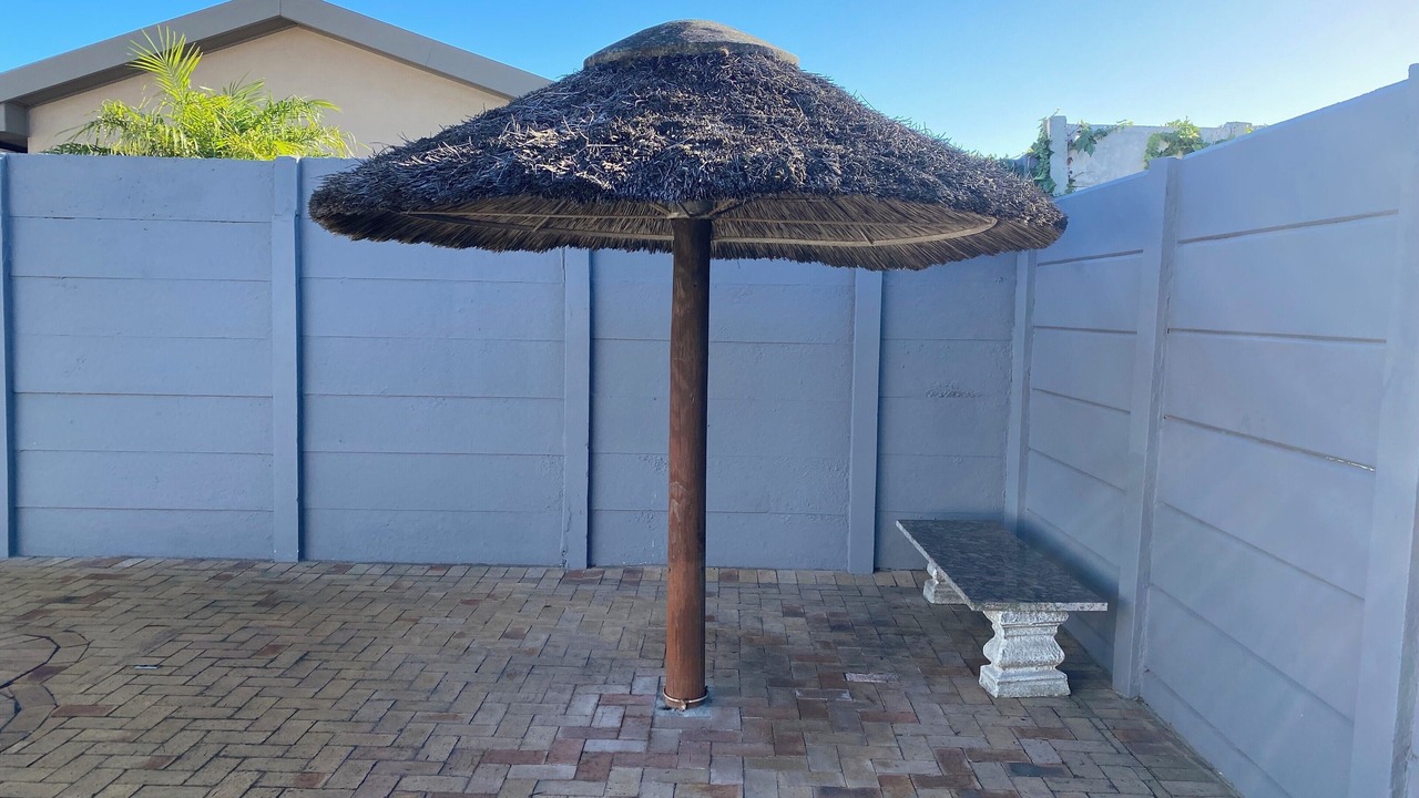 Photo of Patio Balcony in Goodwood