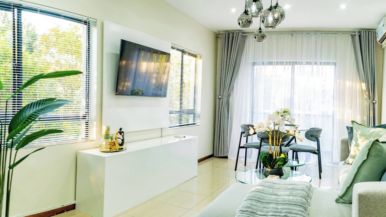 Photo of Livingroom in Greater Johannesburg Metropolitan Area