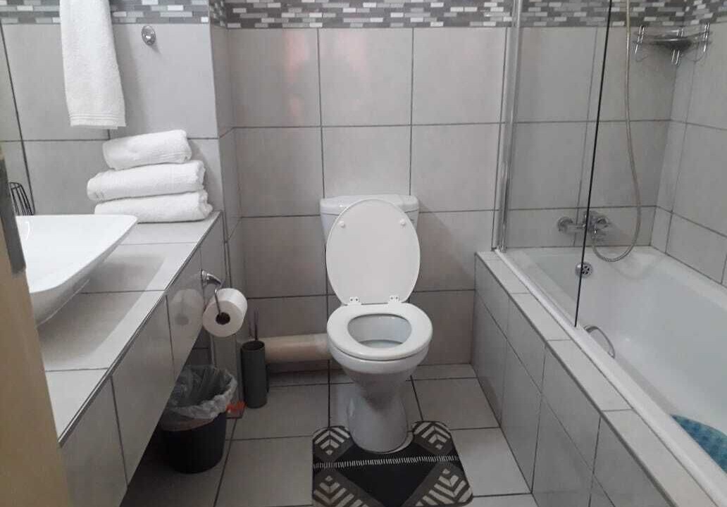Photo of Bathroom in Waparand