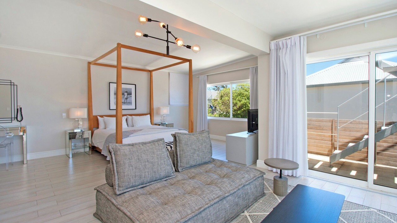 Photo of Bedroom in Redhill
