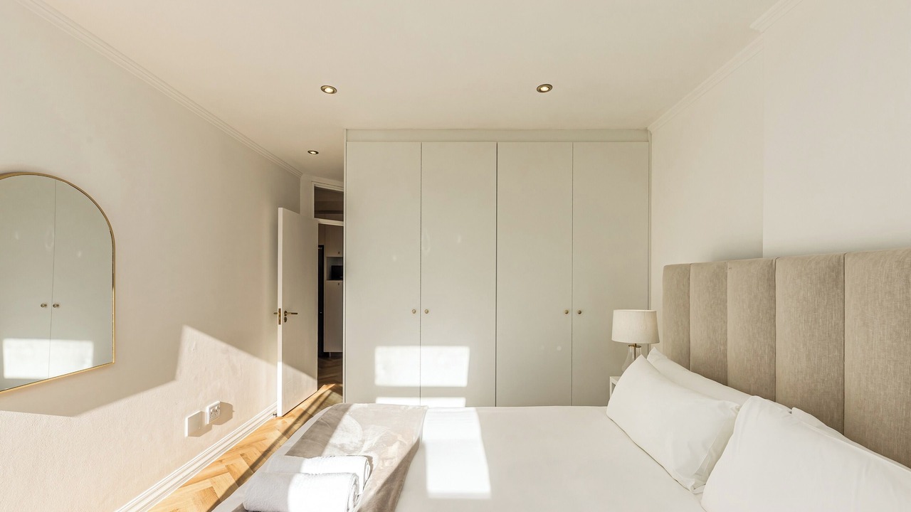 Photo of Bedroom in Three Anchor Bay