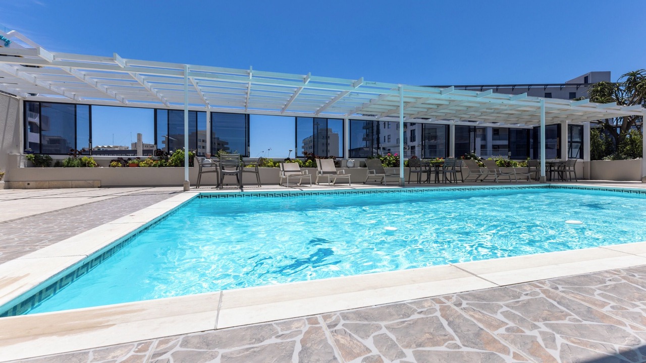 Photo of Outdoor in Three Anchor Bay