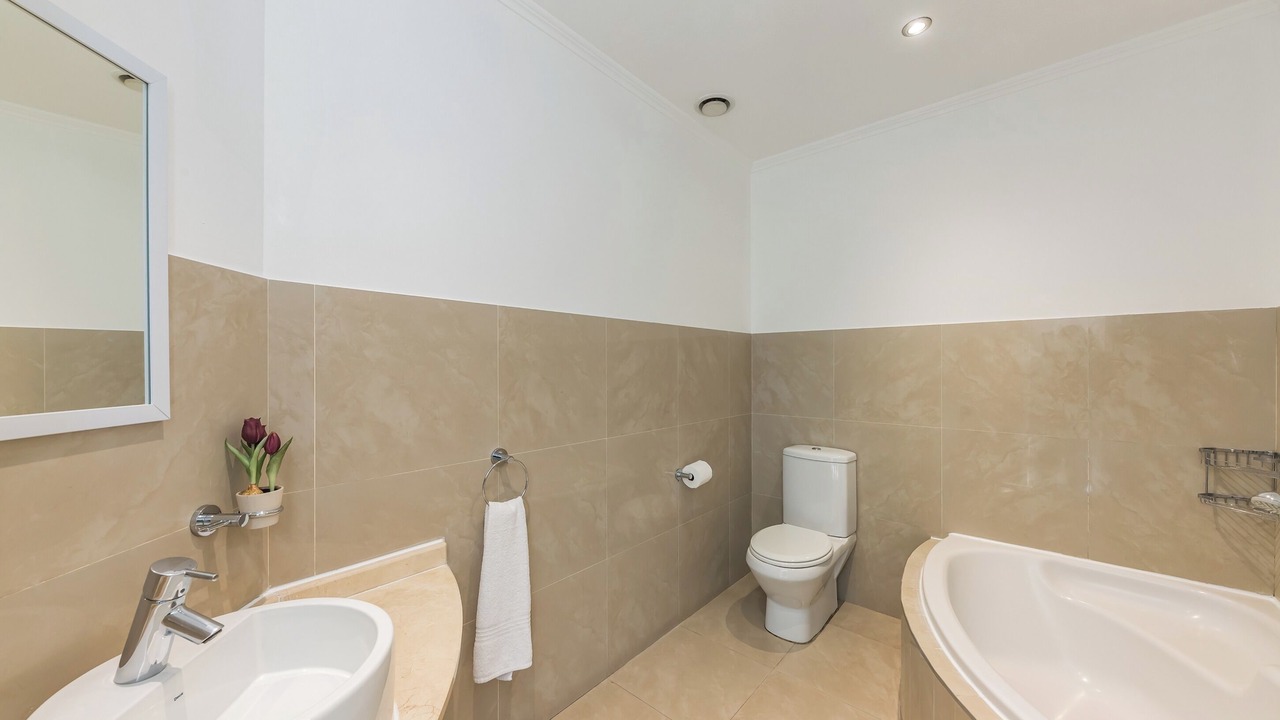 Photo of Bathroom in Three Anchor Bay