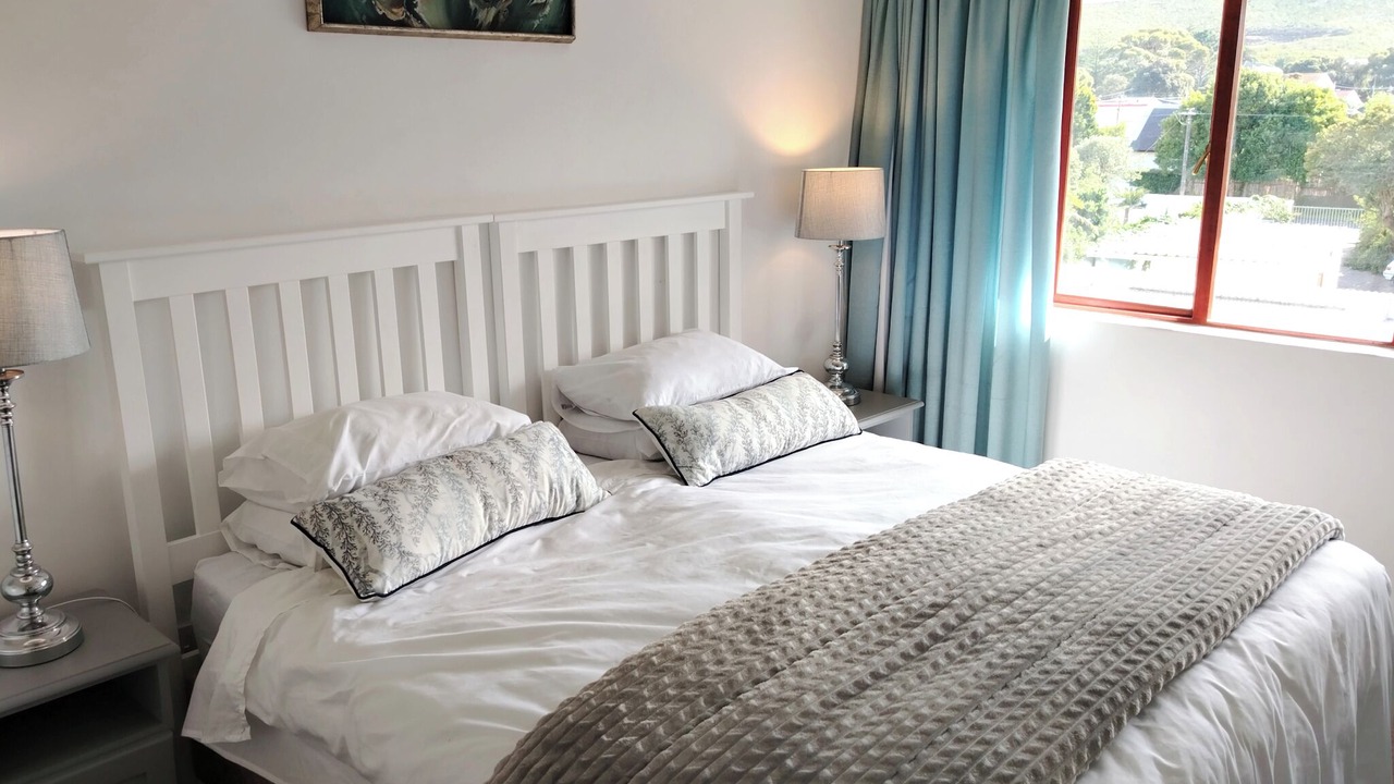 Photo of Bedroom in Hermanus