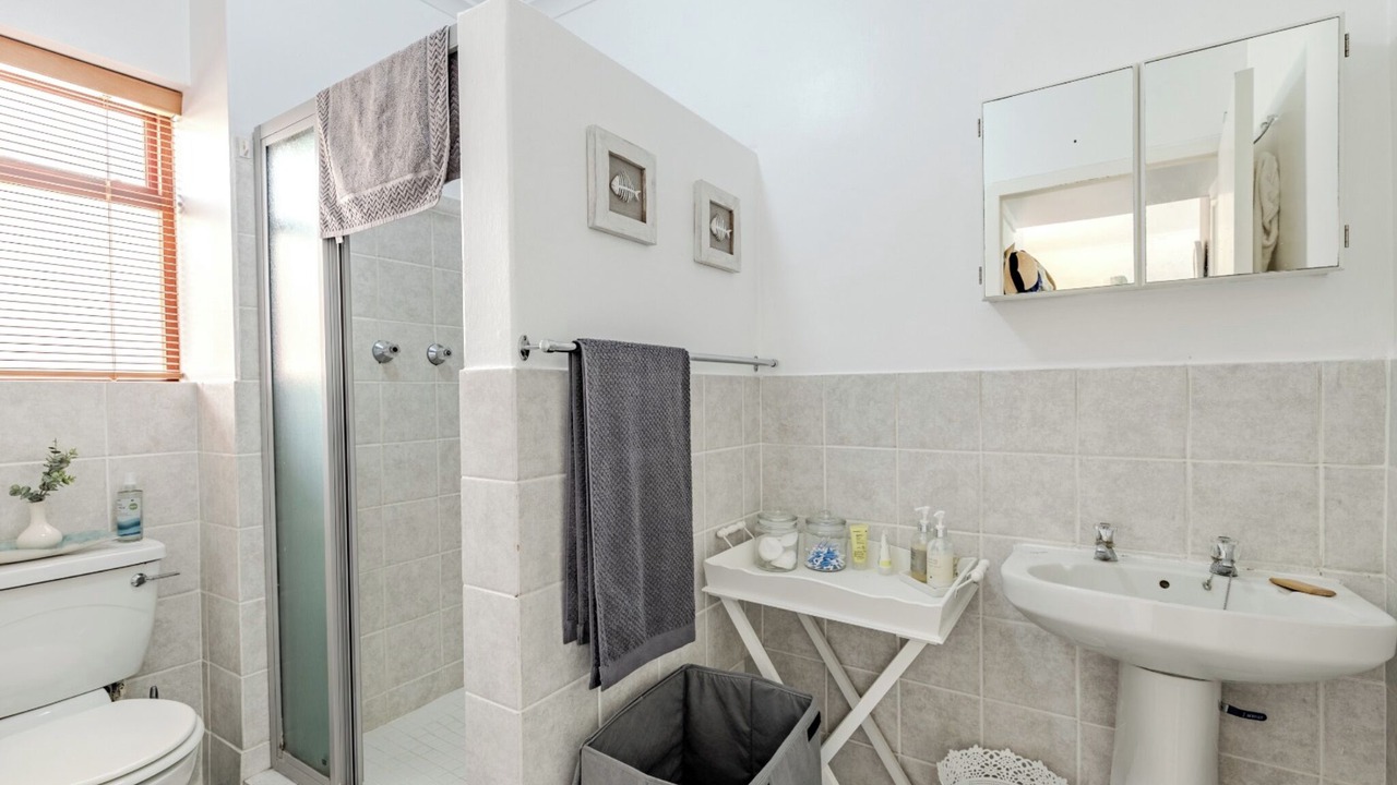 Photo of Bathroom in Hermanus
