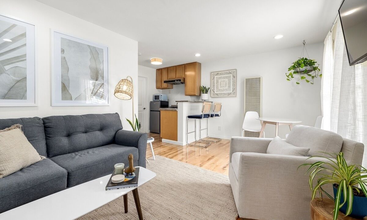 Photo of Livingroom in Eastside Santa Cruz