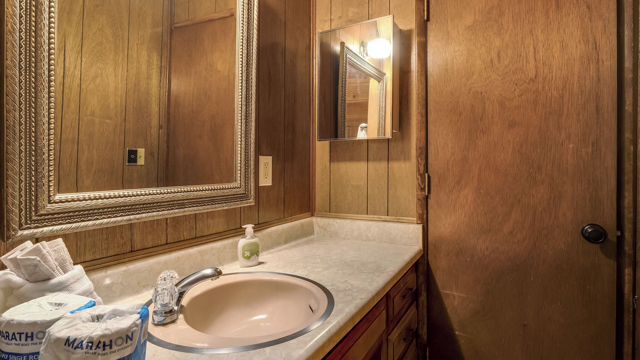 Photo of Bathroom in Comstock Acres