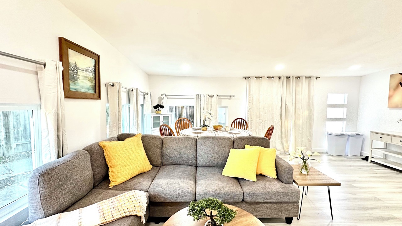 Photo of Livingroom in Sunnyvale