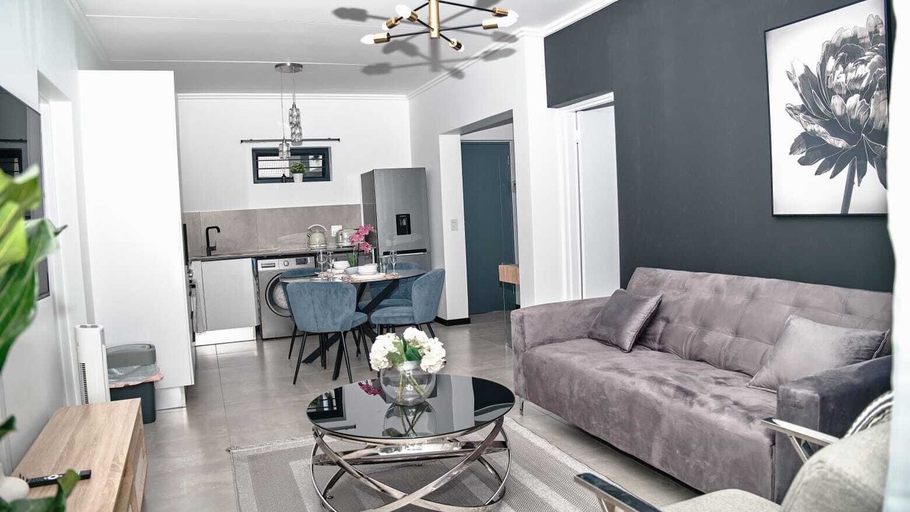 Photo of Livingroom in Greater Johannesburg Metropolitan Area