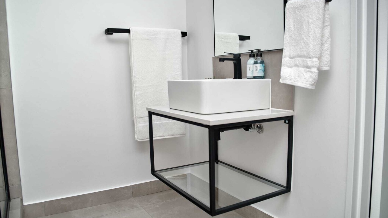 Photo of Bathroom in Greater Johannesburg Metropolitan Area
